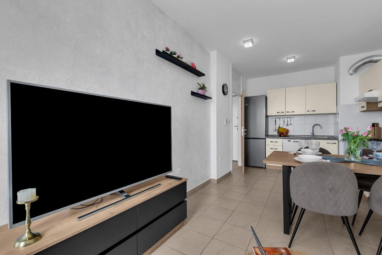 Apartman Magnolia Макарска Экстерьер фото